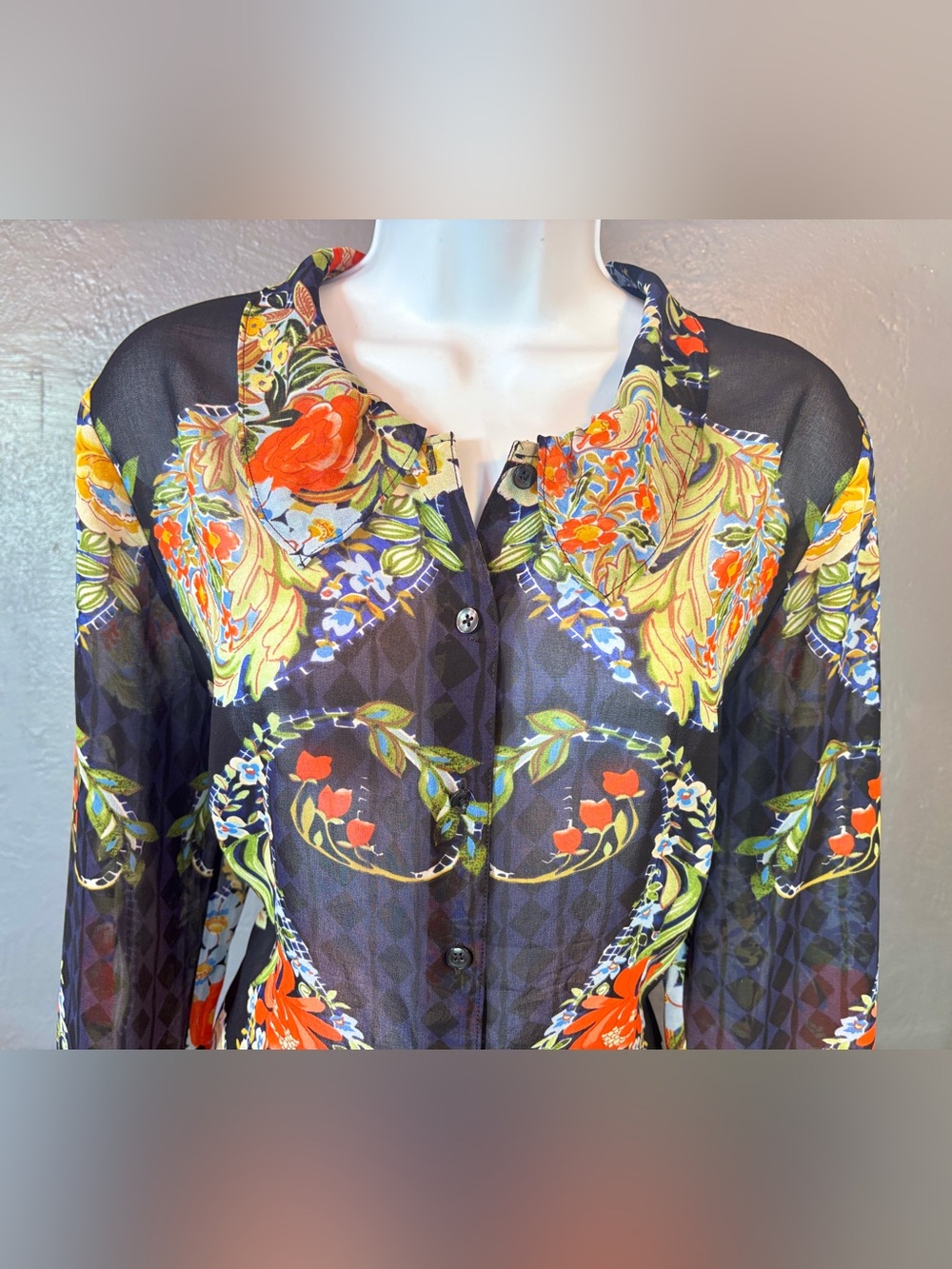 CAbi "Amour" Sheer Floral Button-Up Blouse Size Large - Picture 7 of 14